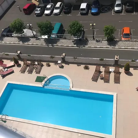 Apartment Lazur 5 Nadezhda *