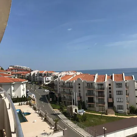 Apartment Lazur 5 Nadezhda